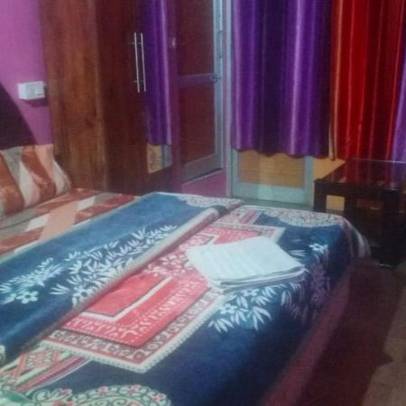 Hotel Antarctica &Pine N Dine Blues Cafe Manāli Buitenkant foto